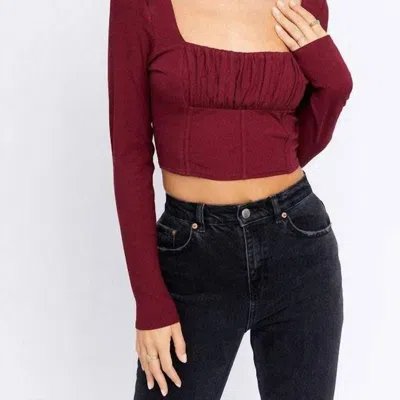 Le Lis Just In Time Top In Red