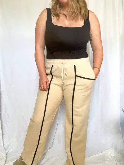 Le Lis Katy Fleece Lounge Pants In Ivory In Yellow