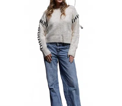 Le Lis Margot Sweater Top In White In Gray