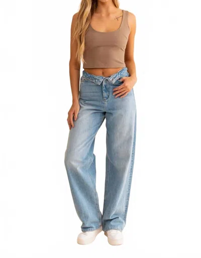 Le Lis Mousse U Neck Top In Mocha In Brown