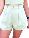 Le Lis Pleat Detail Short In Sage In Multi