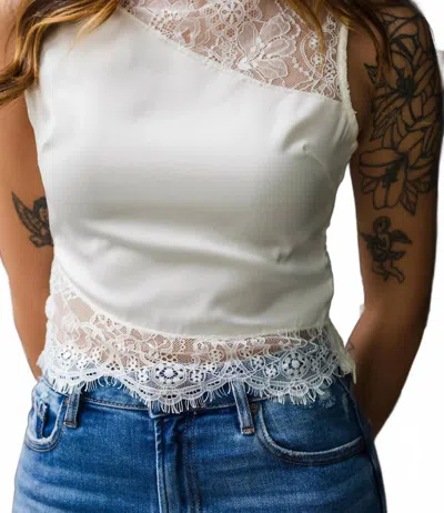 Le Lis Right Lace And Time Sleeveless Top In Cream In White