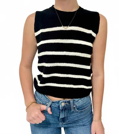 Le Lis Round Neck Sleeveless Sweater Top In Black/white