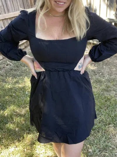 Le Lis Salem Dress In Black In Blue