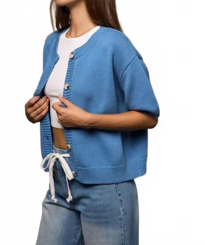Le Lis Short Sleeve Cardigan Sweater In Dusty Blue