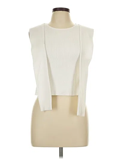 Pre-owned Le Lis Sleeveless Blouse In Ivory