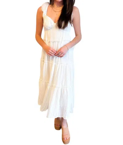 Le Lis Sweetheart Maxi Dress In White