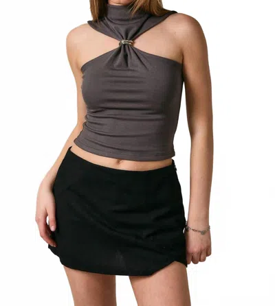 Le Lis The Downtown Mock Halter Neck Hardware Tank In Grey In Gray