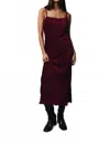 Le Lis Velvet Midi Dress In Berry In Burgundy