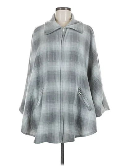 Pre-owned Le Moda Poncho In Gray