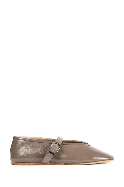 Le Monde Beryl Flats In Brown