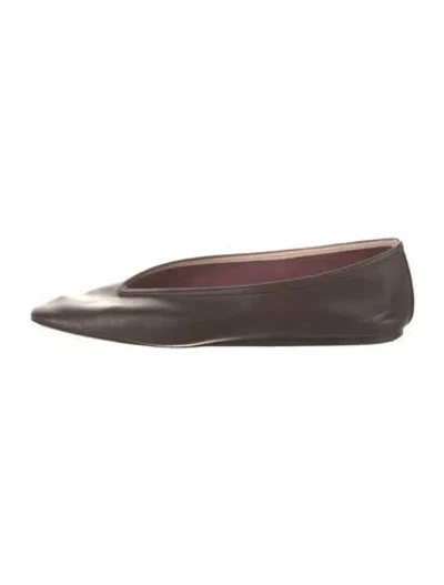 Pre-owned Le Monde Beryl Leather Ballet Flats In Brown