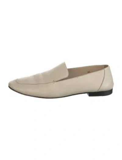 Pre-owned Le Monde Beryl Leather Loafers In Neutrals