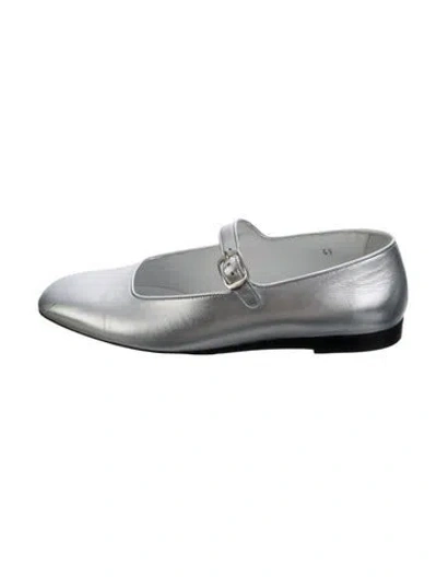 Pre-owned Le Monde Beryl Leather Mary Jane Flats In Metallic/silver