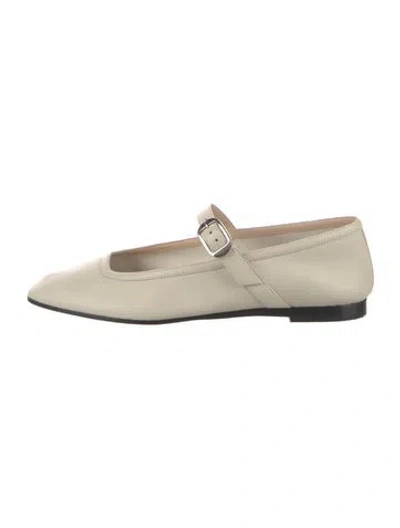Pre-owned Le Monde Beryl Leather Mary Jane Flats In Neutral