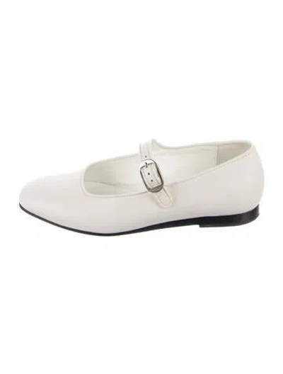 Pre-owned Le Monde Beryl Leather Mary Jane Flats In Neutrals