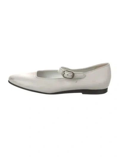 Pre-owned Le Monde Beryl Leather Mary Jane Flats In White