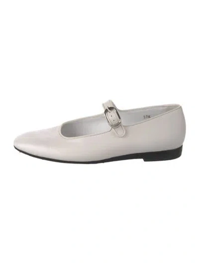 Pre-owned Le Monde Beryl Leather Mary Jane Flats In White