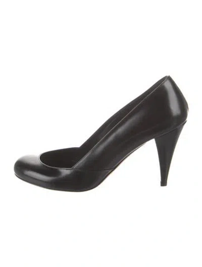 Pre-owned Le Monde Beryl Leather Pumps In Black