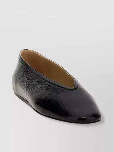 Le Monde Beryl 'lunar' Round Toe Textured Ballet Flats In Black