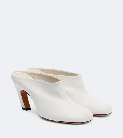 Le Monde Beryl Le Monde Béryl Mica Leather Mules In White