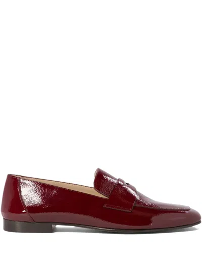 Le Monde Beryl Patent-leather Loafers In Red