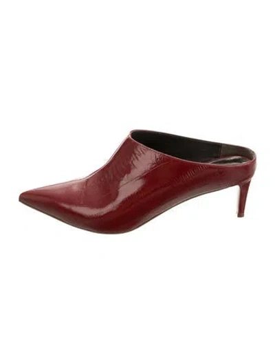 Pre-owned Le Monde Beryl Patent Leather Mules In Red