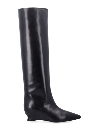 Le Monde Beryl Pointed-toe Knee-high Boots In Black