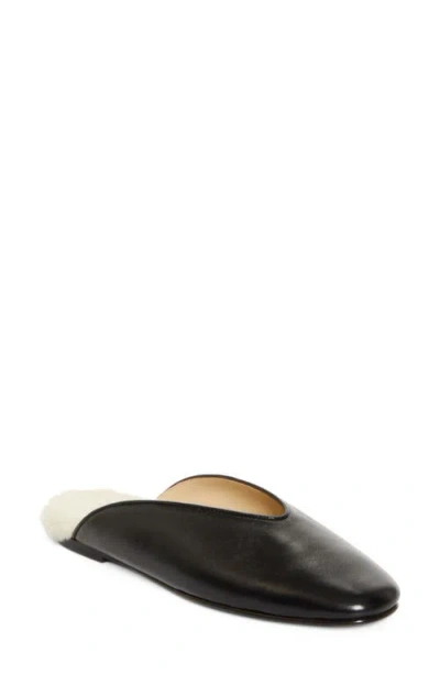 Le Monde Beryl Regency Lambskin & Genuine Shearling Mule In Black