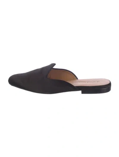 Pre-owned Le Monde Beryl Satin Mules In Black