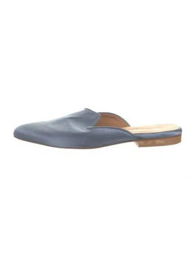 Pre-owned Le Monde Beryl Satin Mules In Blue