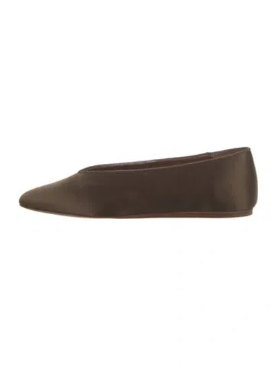Pre-owned Le Monde Beryl Satin Mules In Brown