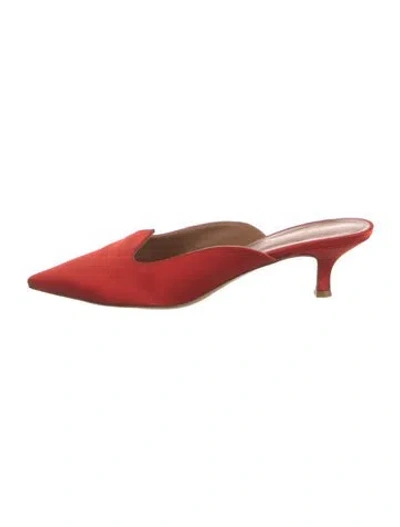 Pre-owned Le Monde Beryl Satin Mules In Orange