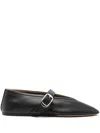Le Monde Beryl Stella Ballet Flats In Black