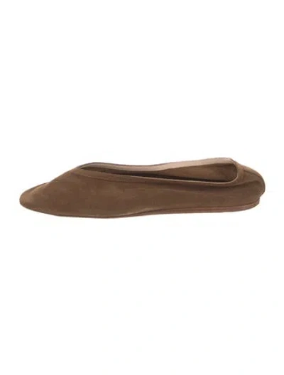 Pre-owned Le Monde Beryl Suede Ballet Flats In Neutral