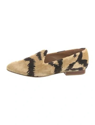 Pre-owned Le Monde Beryl Velvet Animal Print Loafers In Neutral