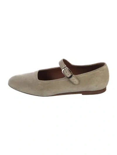 Pre-owned Le Monde Beryl Velvet Mary Jane Flats In Neutral