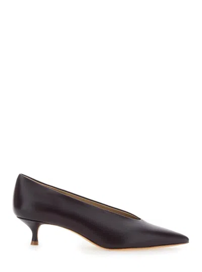 Le Monde Beryl Violet Pumps With Pointed Toe And Low Heel In Leather Woman In Purple