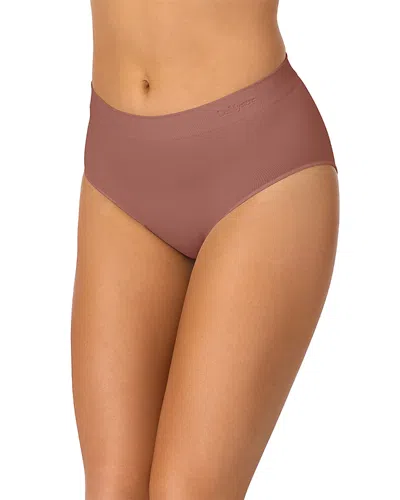 Le Mystere Seamless Comfort Briefs In Neutral