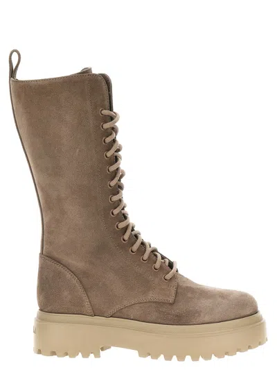 Le Silla Ranger Suede Boots In Beige