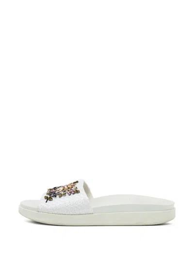 Pre-owned Le Silla Crystal-embellished Woven Sandals In White
