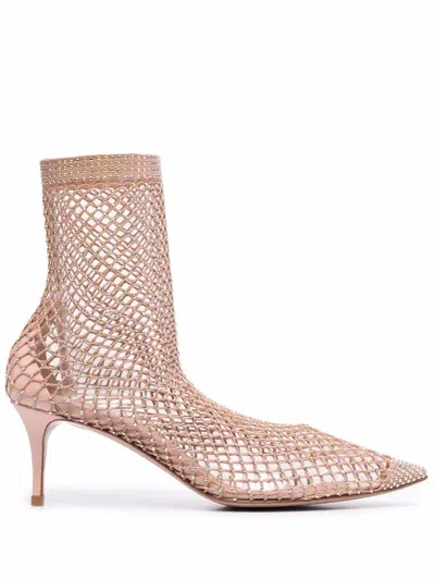 Le Silla Gilda Pointed Pumps In Nude