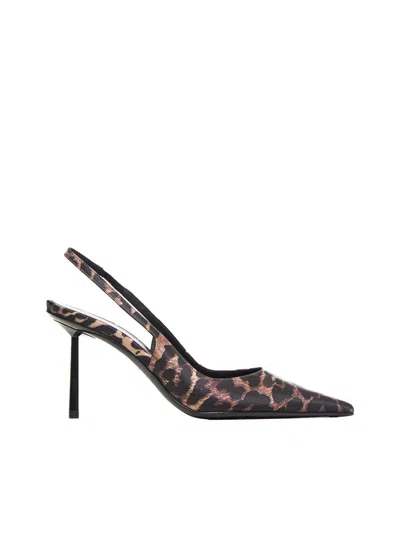 Le Silla Clivage Leather Pumps In Black