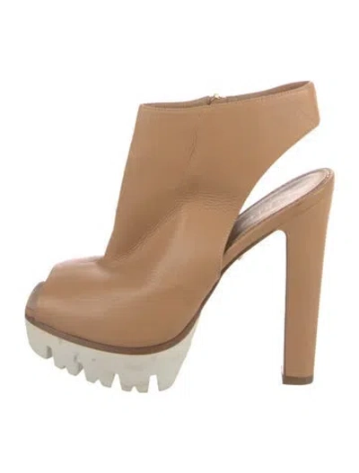 Pre-owned Le Silla Leather Slingback Pumps In Neutral