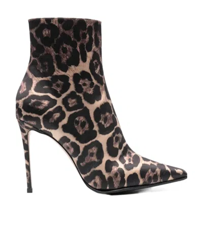LE SILLA POINTED SHORT BOOTS