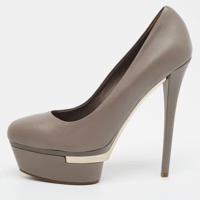 Pre-owned Le Silla Size 40 Grey Leather Platform Pumps In Gray