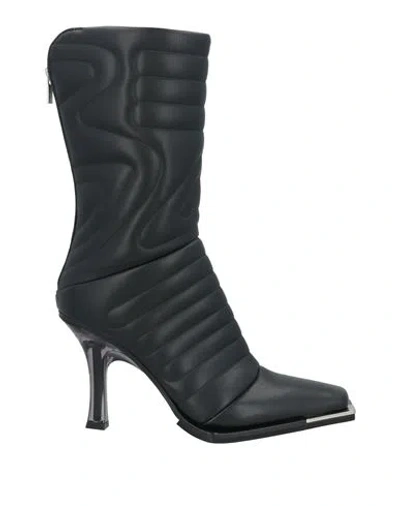 Le Silla Woman Ankle Boots Black Size 7.5 Textile Fibers