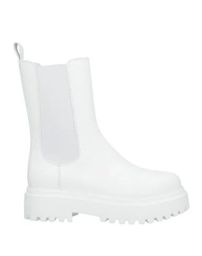 Le Silla Woman Ankle Boots White Size 8 Leather