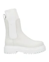 Le Silla Woman Ankle Boots White Size 7.5 Leather, Textile Fibers In White