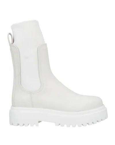 Le Silla Woman Ankle Boots White Size 7.5 Leather, Textile Fibers